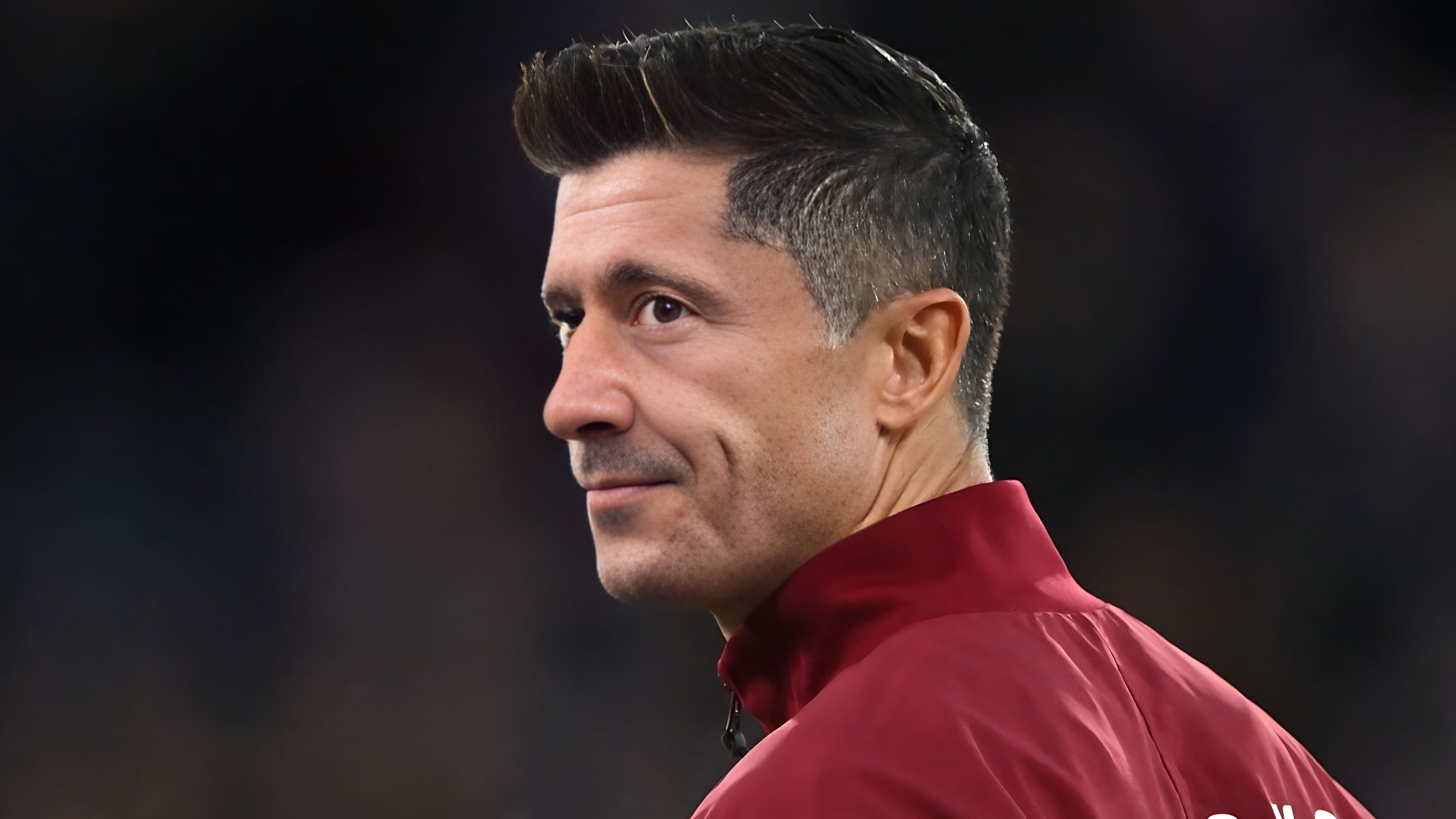 莱万多夫斯基迎来十赛季高光表现,法国队球迷沸腾!的简单介绍 莱万多夫斯基迎来十赛季高光表现,法国队球迷沸腾!的简单介绍