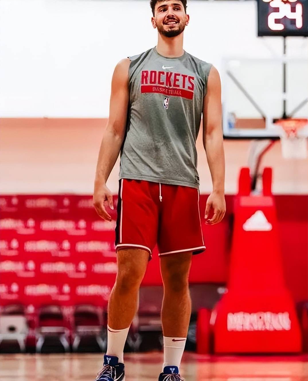 包含Ming新星高光表现表现惊艳,尤文图斯未来可期!的词条 包含Ming新星高光表现表现惊艳,尤文图斯未来可期!的词条